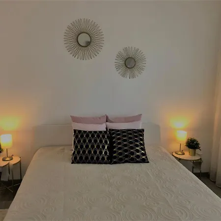 Glamour Apartment *