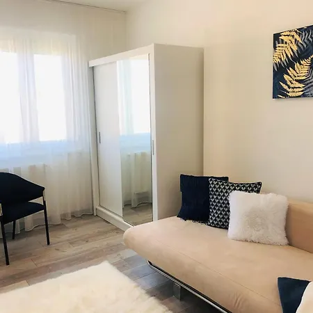 Apartment Glamour *